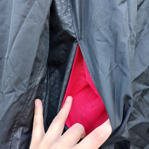 Vtg 90s Starter Full Zip Mesh-Lined Windbreaker Mens Size Large Black Red Lining - Picture 9 of 9